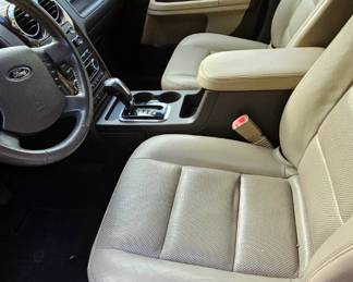 Front interior of 2008 Ford Taurus Station Wagon. Leather interior 96,628 miles
