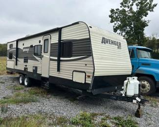 CAMPER