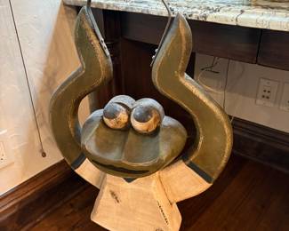 Wood frog plant stand