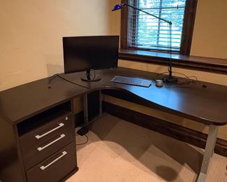 Office corner desk