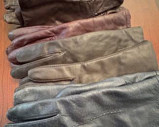 Ladies Leather Gloves