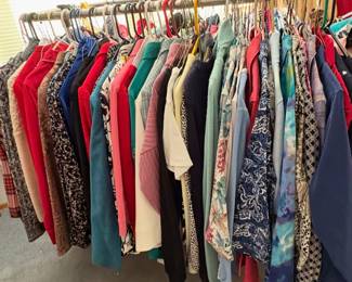Women’s Blazers, blouses and sweaters 
