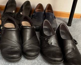 Clogs, Dress shoes. Size 8