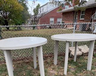 Adams Manufacturing Round Outdoor Dining Table. (2)