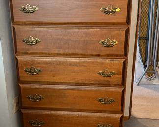 Oak Chest- 5 Drawers 