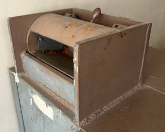 Night drop roll bin on Mosler safe