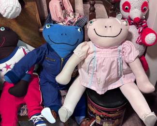 Stuffed dolls