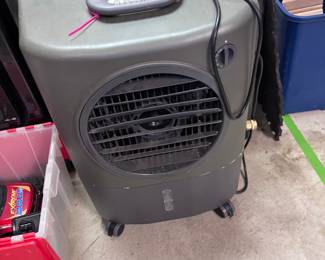 Portable swamp cooler