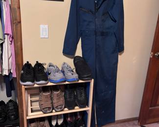 Men’s shoes 10.5 