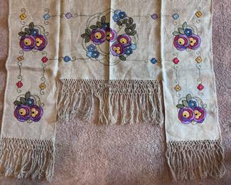 Arts & crafts embroidered linen