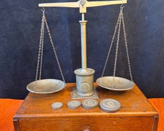 Antique Box Scale With Weights