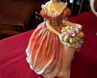 $68- ROYAL  DOULTON “ROSEANNA”FIGURINE MADE IN  ENGLAND  . HN1926 8” HT