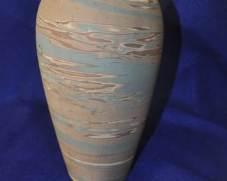 Beautiful Niloak Vase 