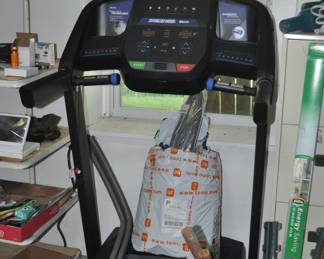 Treadmill 