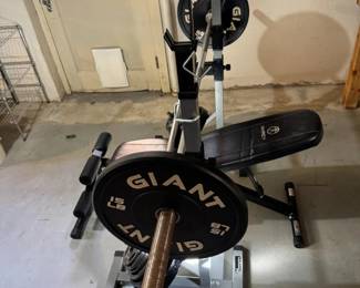 102 MarcyWeightBenchwBarbellGIANTPlatesAccessories