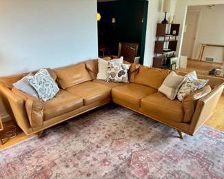 1 JoybirdMCMStyleLeatherSectionalCouchwWoodBaseTaperedLegs
