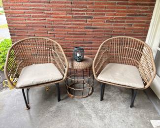 28 OutdoorRattanStylePatioSet22ChairswCushionsSideTable