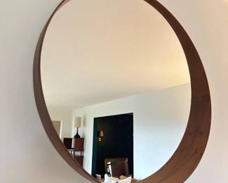 3 RoundMirrorwStreamlinedWalnutToneVeneerFrame