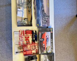83 Lotof4RevellBMWModelKitsCarsBattleship