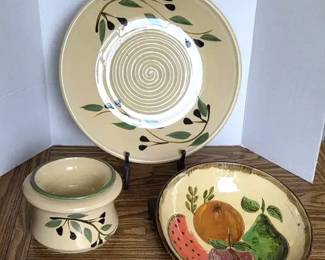 Handmade Olive Fruit Pottery USA