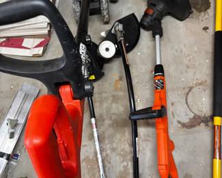 Black Decker Yard Trimmers Edgers
