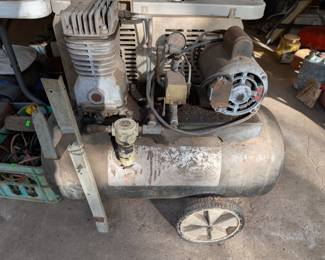 (4) Doerr Compressor $135