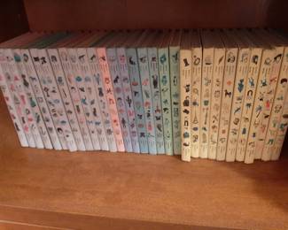 (42) "Best in Children's Books" Set of 30 $45