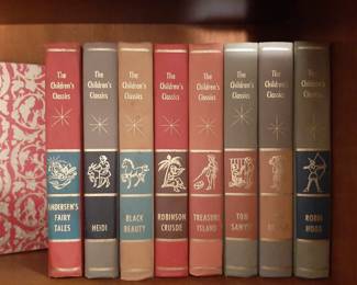 (41) "The Children's Classic" Book Set of 8 $40