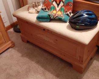 (45) Lane Cedar Chest 42"Wx15"Dx18"H $98