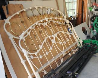 vintage wrought iron queen bed frame