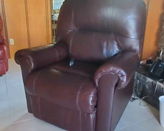 electric recliner - perfect condition