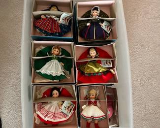 R49 - $65. Madame Alexander Little Women Collection. 18 Pieces. 
