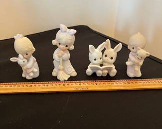 R54 - $60. Lot #2. Precious Moments by Enesco. 12 Pieces. No issues noted. 