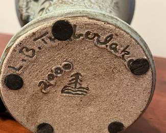 R73 - $35. L.B. Timberlake Signed Pottery. Coastal Turtles. Measures 6.75" x 8.25" tall. 