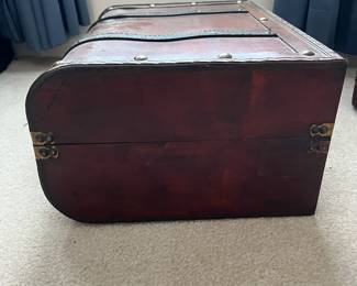 R50 - $50. Vintage Decorative Wooden Storage Trunks. Largest is 17" x 12.5" x 7.5". 