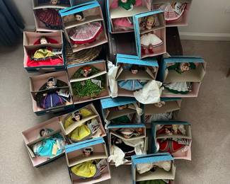 R49 - $65. Madame Alexander Little Women Collection. 18 Pieces. 
