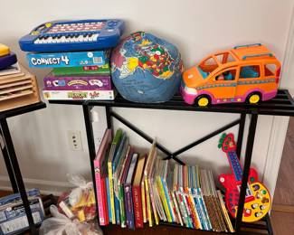 Overview of Toys. 