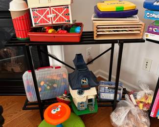 Overview of Toys. 