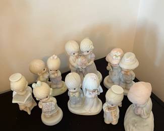 R53 - $55. Lot #1. Precious Moments Enesco. 8 Pieces. No issues noted. 