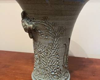 R73 - $35. L.B. Timberlake Signed Pottery. Coastal Turtles. Measures 6.75" x 8.25" tall. 