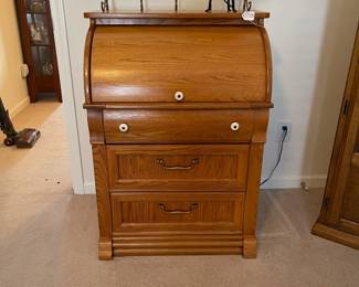 R14 - $125. *Small* Childs Size Roll Top Writer's Desk with 3 drawers. Measures 27.5" wide x 19" deep x 25" tall. 