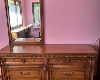 Dresser w mirror