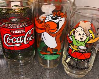 Vintage looney toons and Coca Cola glasses