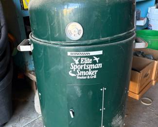 Brinkman Elite Sportsman Smoker (smoker and grill).