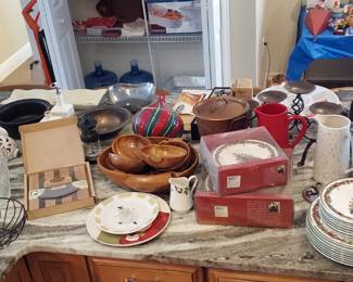 Full kitchen - utensils, pots, CHRISTMAS dinner set and various small appliances and glassware. 