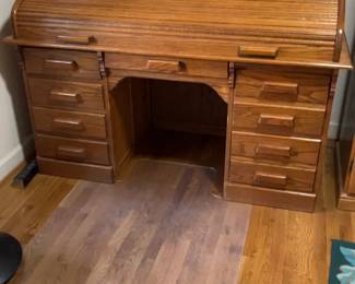 Roll-top Desk