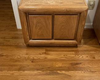 Thomasville Vintage Nightstands