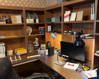 Short desktop bookcases