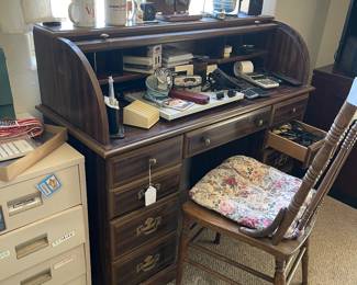 Roll top desk 