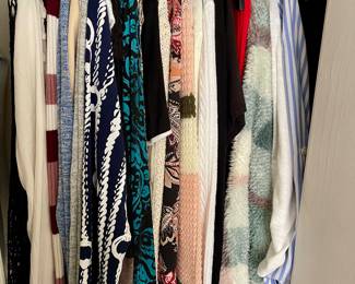 Ladies clothes 